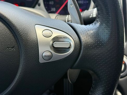 Used 2018 Nissan 370Z Touring image 22