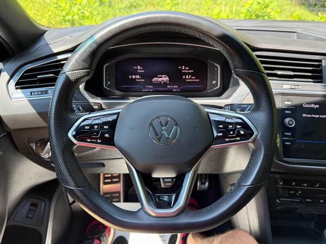 Used 2022 Volkswagen Tiguan SEL R-Line AWD/4WD image 20