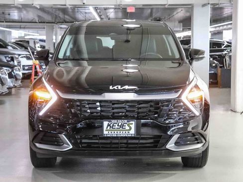 Used 2024 Kia Sportage EX FWD image 6
