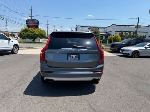 Used 2017 Volvo XC90 T6 Momentum w/ Vision Package AWD/4WD image 6