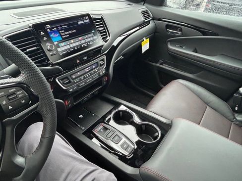 New 2026 Honda Ridgeline Black Edition image 14