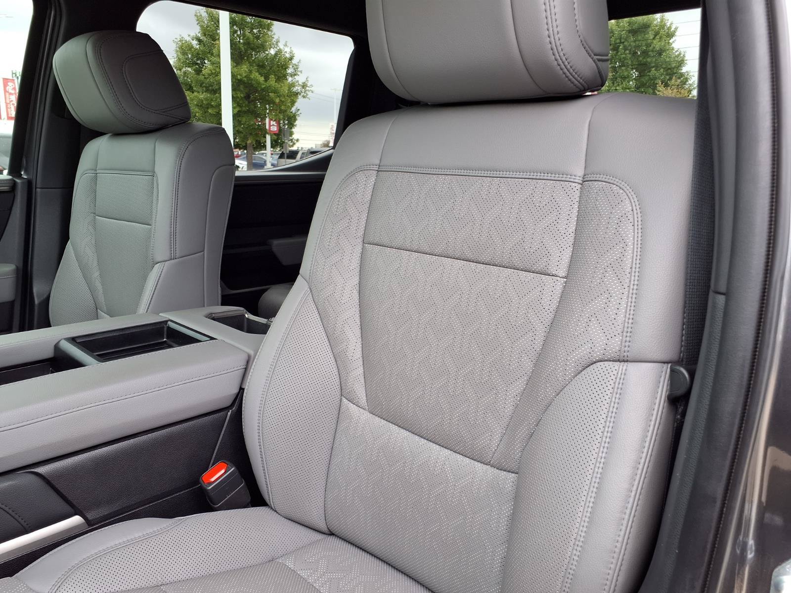 Certified 2025 Toyota Tundra Limited AWD/4WD image 14