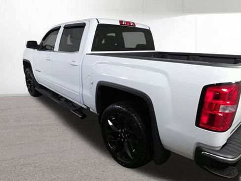 Used 2017 GMC Sierra 1500 SLE image 8