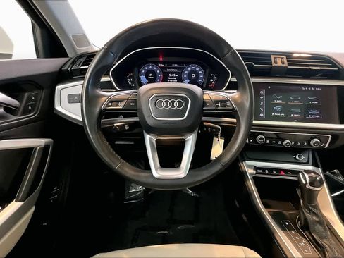 Used 2022 Audi Q3 2.0T Premium AWD/4WD image 6