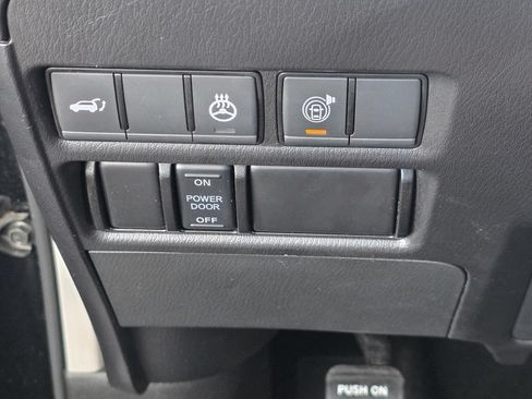 Used 2024 Nissan Armada SL w/ Captain's Chairs Package RWD image 28