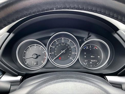 Used 2018 MAZDA CX-5 Touring image 9