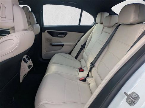 Used 2025 Mercedes-Benz C 300 C 300 image 18