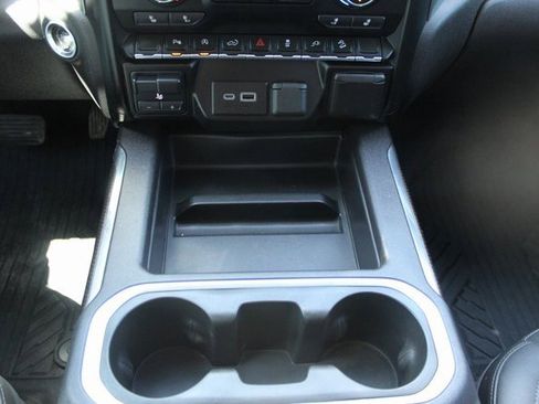 Used 2021 Chevrolet Silverado 1500 LT Trail Boss w/ Convenience Package II image 18