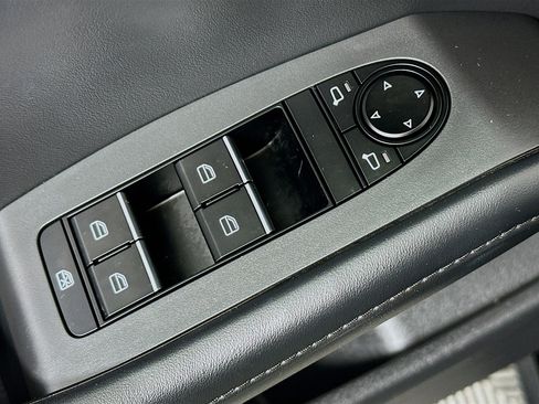 Used 2023 MAZDA MAZDA3 s image 15