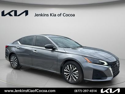 Used 2025 Nissan Altima 2.5 SV
