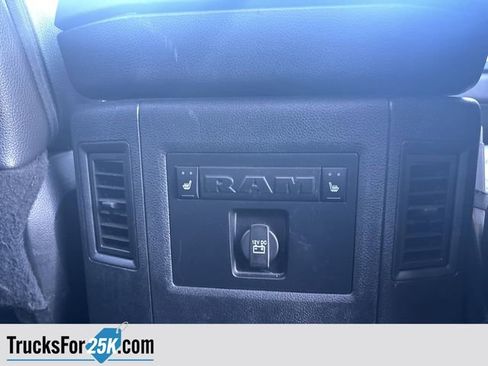 Certified 2017 RAM 1500 Laramie w/ Convenience Group image 32