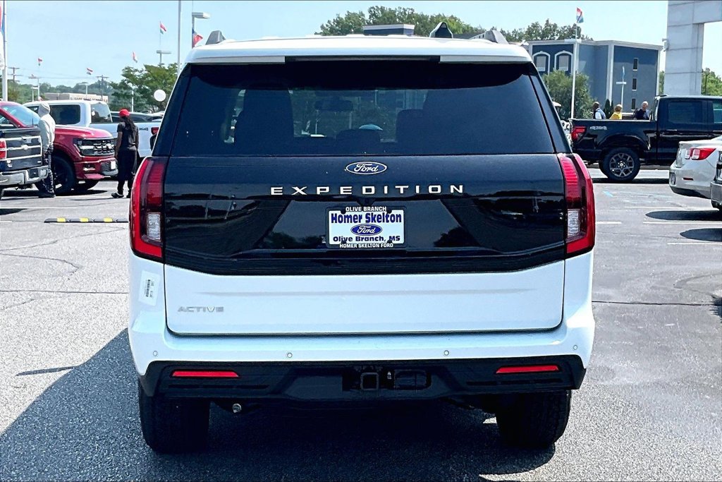 New 2026 Ford Expedition Active RWD image 4