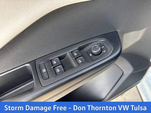 New 2026 Volkswagen Taos SE AWD/4WD image 11