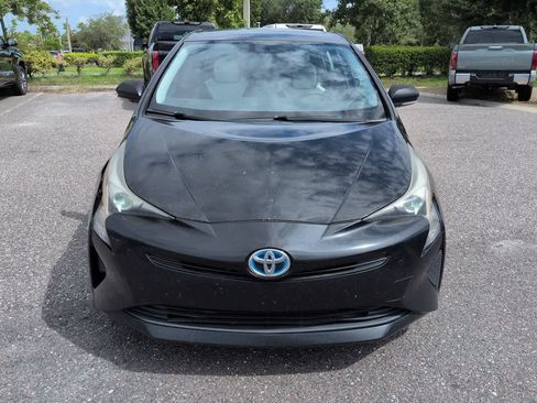 Used 2016 Toyota Prius Four FWD image 9