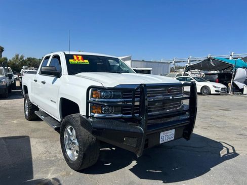 Used 2017 Chevrolet Silverado 2500 W/T AWD/4WD image 3