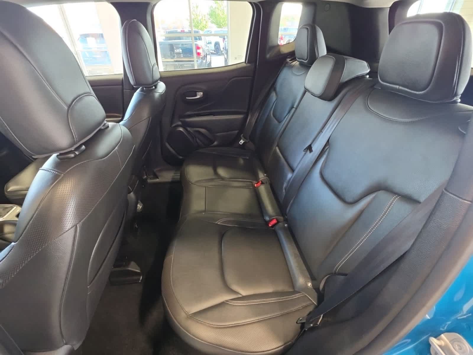Used 2020 Jeep Renegade Limited AWD/4WD image 29