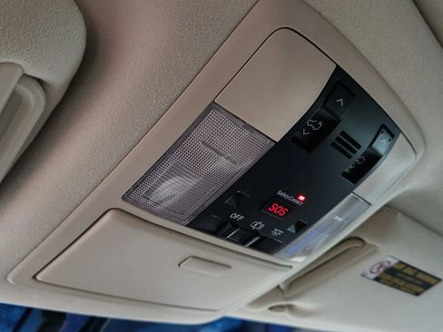 Used 2016 Lexus GX 460 Luxury image 41