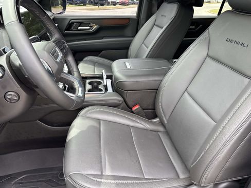 Used 2025 GMC Yukon Denali w/ Denali Reserve Package AWD/4WD image 15