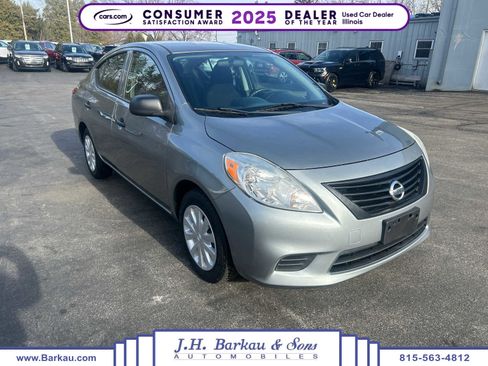 Used 2013 Nissan Versa S image 1