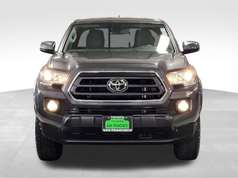 Certified 2022 Toyota Tacoma SR5 image 8
