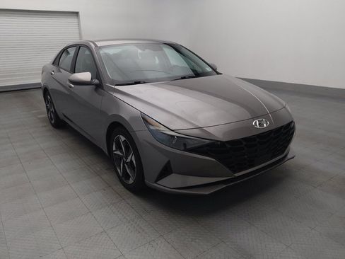 Used 2023 Hyundai Elantra SEL w/ Convenience Package FWD image 13