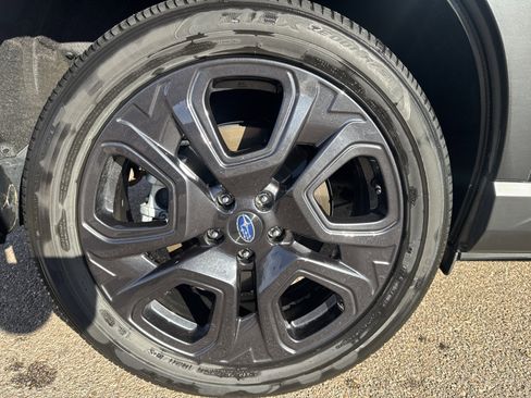 Used 2023 Subaru Ascent Onyx Edition image 12