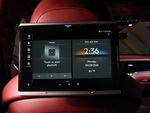 Used 2020 Bentley Flying Spur W12 image 33