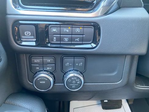 Used 2026 GMC Yukon Denali w/ LPO, Floor Liner Package AWD/4WD image 23