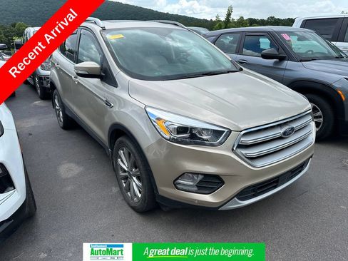Used 2018 Ford Escape Titanium w/ Ford Safe & Smart Package AWD/4WD image 1