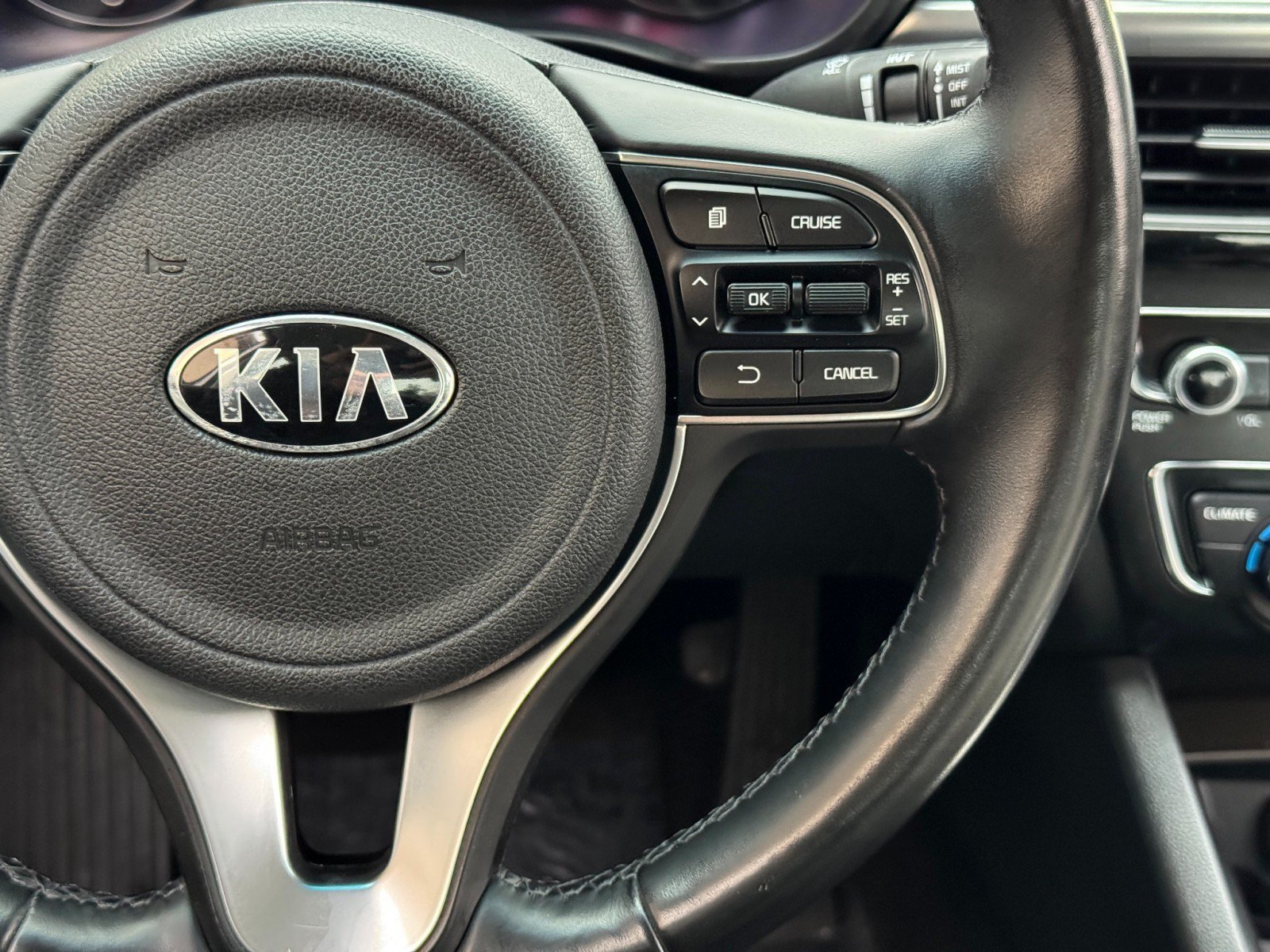 Used 2018 Kia Optima EX FWD image 21