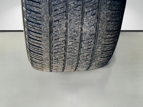 Used 2022 Lexus UX 200 F Sport w/ Accessory Package (Z1) image 42