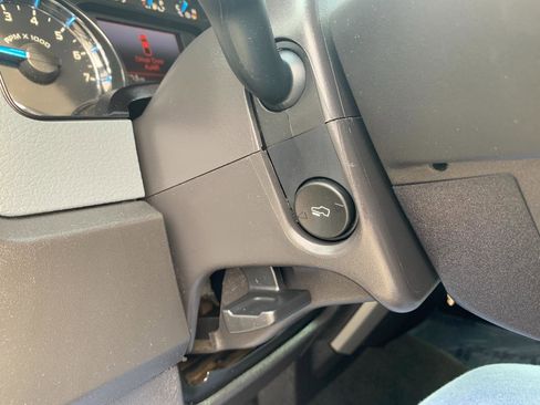 Used 2013 Ford F150 XLT w/ Luxury Equipment Group AWD/4WD image 15
