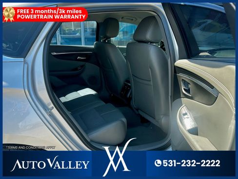 Used 2018 Chevrolet Impala LT w/ LT Convenience Package image 22
