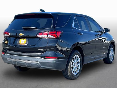 Used 2024 Chevrolet Equinox LT AWD/4WD image 2