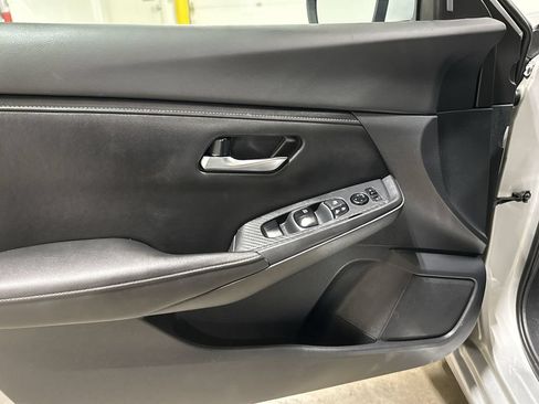 Used 2020 Nissan Sentra SV w/ Trunk Package FWD image 20