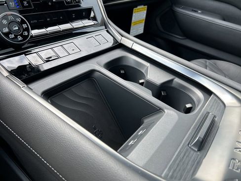 New 2025 Nissan Armada PRO-4X w/ Pro-4X Premium Package image 34