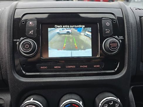 Used 2018 RAM ProMaster 1500 image 15