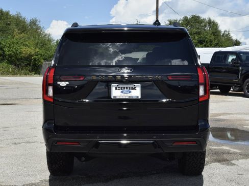 New 2025 Ford Expedition Tremor image 5