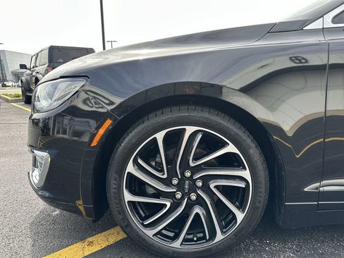Used 2020 Lincoln MKZ w/ Convenience Package FWD image 19