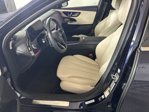 Used 2026 Mercedes-Benz E 350 Sedan image 3