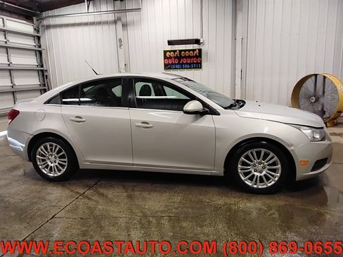 Used 2013 Chevrolet Cruze Eco FWD image 5