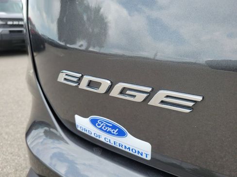 Used 2020 Ford Edge SEL w/ Convenience Package FWD image 9