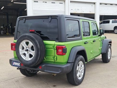 Used 2018 Jeep Wrangler Unlimited Sport S AWD/4WD image 5