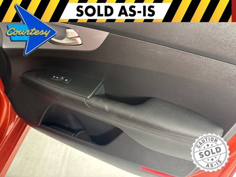 Used 2022 Kia Forte LXS FWD image 14