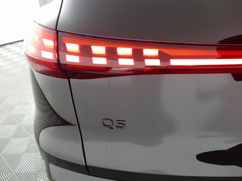 New 2025 Audi Q5 Premium Plus image 30
