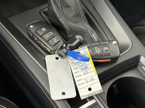 Used 2023 Audi Q3 2.0T Premium w/ Black Optic Sport Package image 23