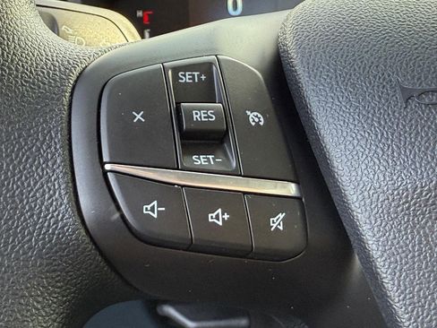 New 2025 Ford Maverick XL image 8