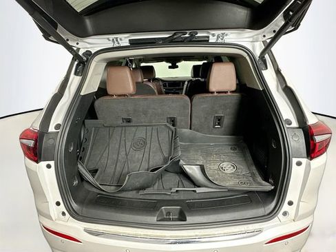Used 2020 Buick Enclave Avenir w/ Avenir Technology Package image 28