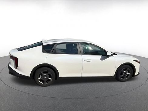 Used 2025 Kia K4 FWD image 13
