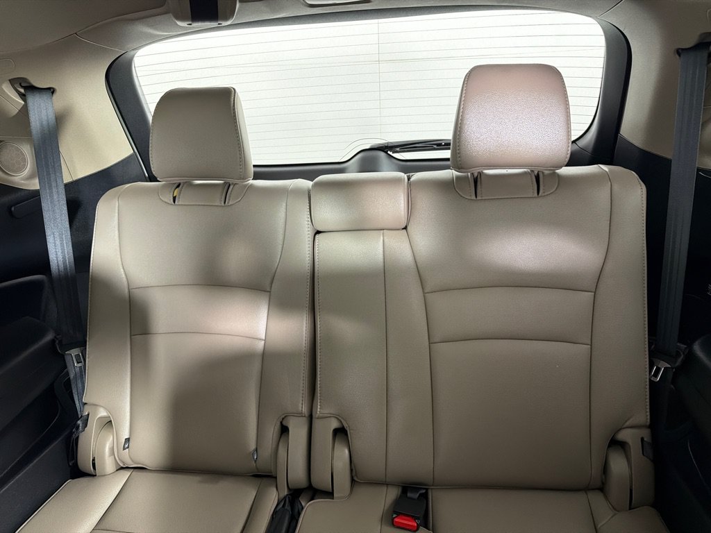 Used 2016 Honda Pilot Elite image 19